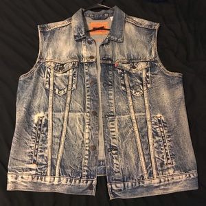 Levi’s Dark Blue Jean Vest Size XL